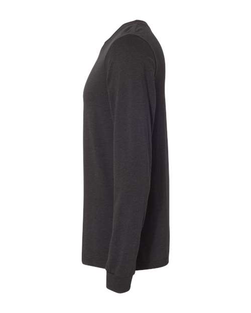 Black Heather-model Image