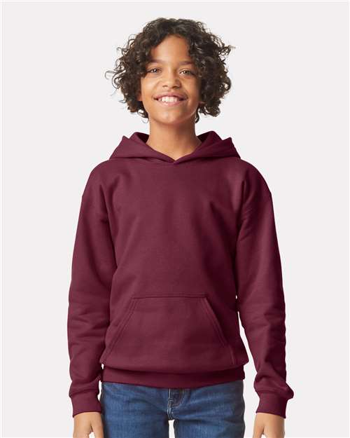 Maroon-model Image