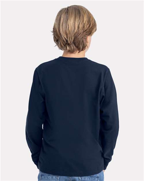 Midnight Navy-model Image