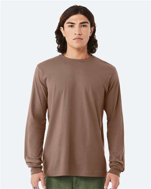 Vintage Brown-model Image