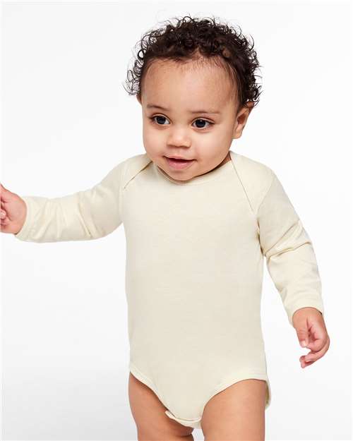 Natural-model Image