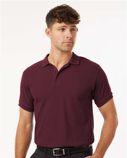 Maroon-model Image