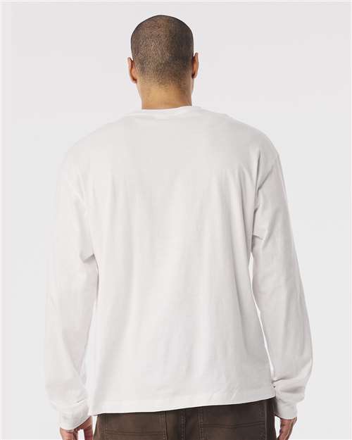 Vintage White-model Image