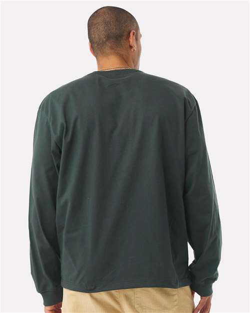Hunter Green-model Image