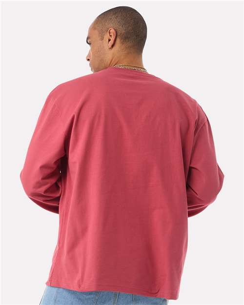 Vintage Red-model Image