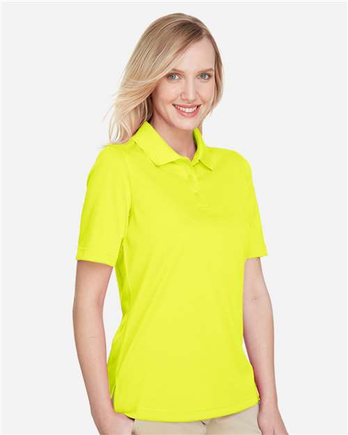 Safety Yellow-model Image