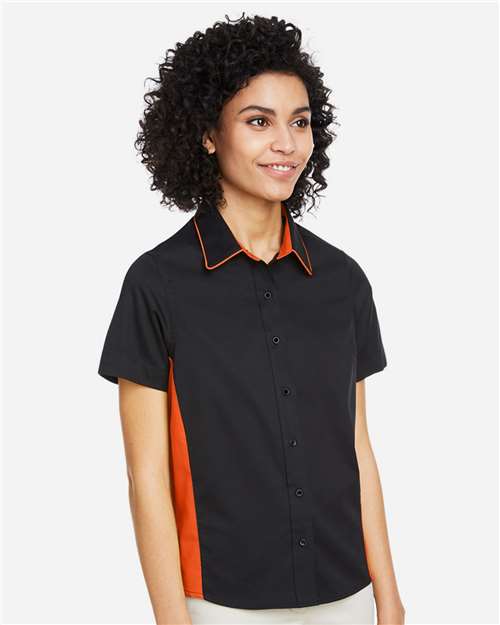 Black/ Team Orange-model Image