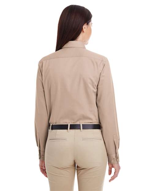 Khaki-model Image