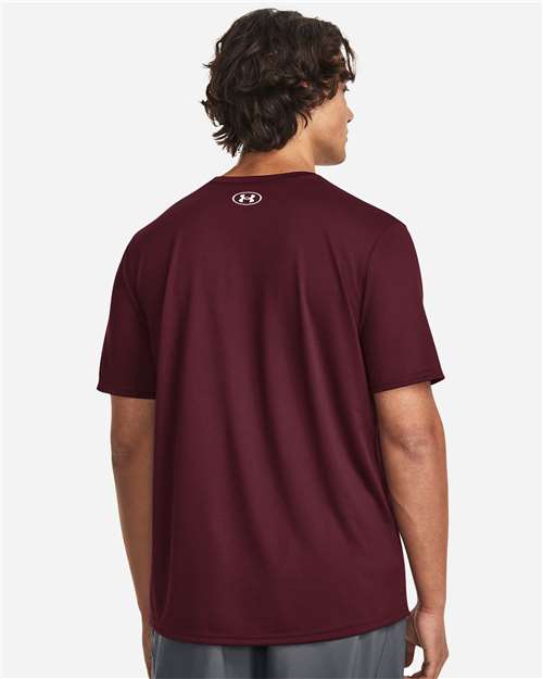 Maroon/ White-model Image