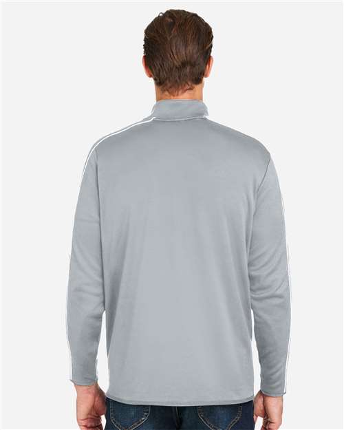 Mod Grey/ White-model Image