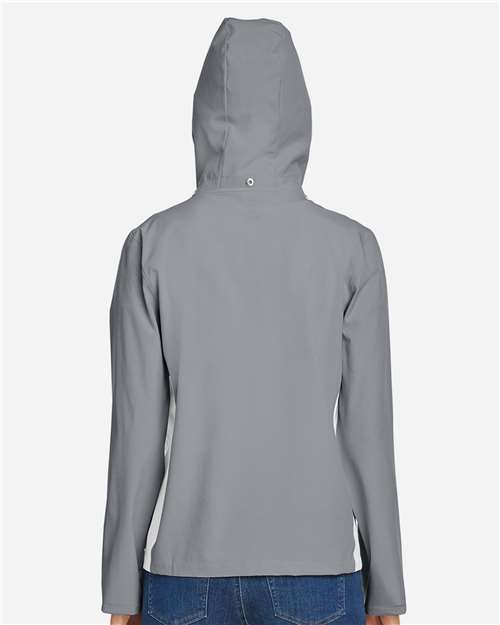 Mod Grey/ White-model Image