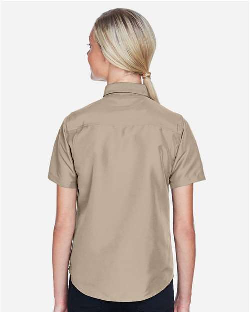 Khaki-model Image