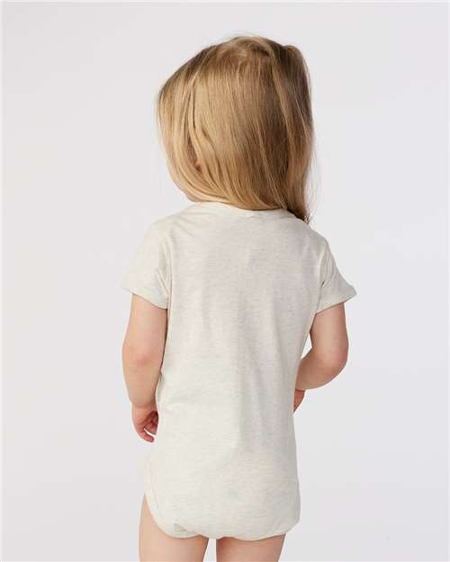 Natural Heather-model Image
