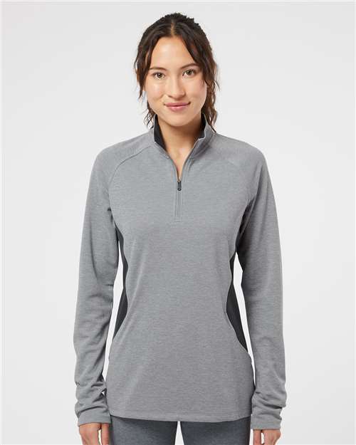 Grey Three Heather/ Carbon-model Image