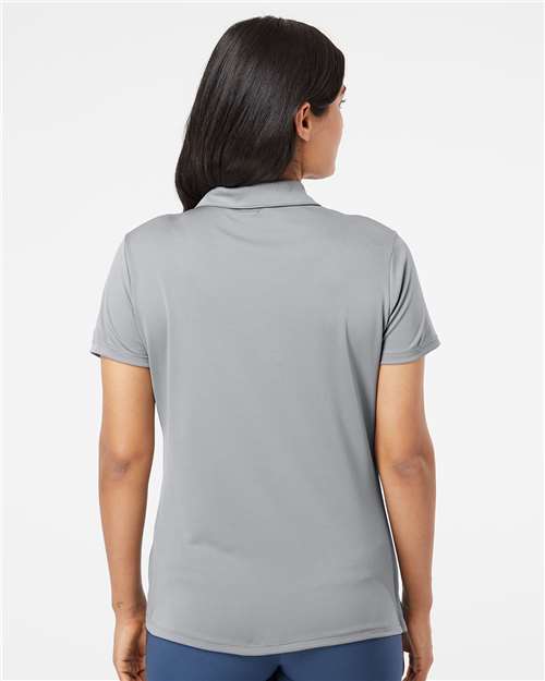 Grey Three-model Image
