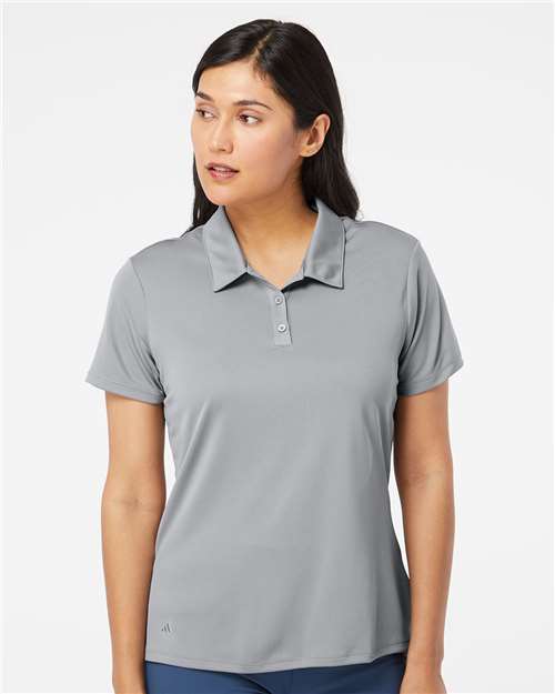 Grey Three-model Image