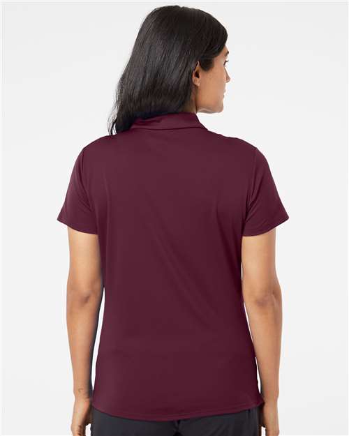 Maroon-model Image