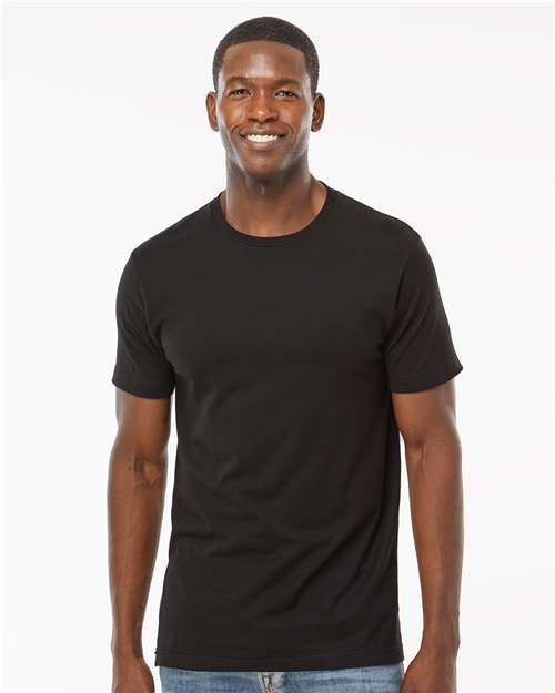 Fine Black-model Image