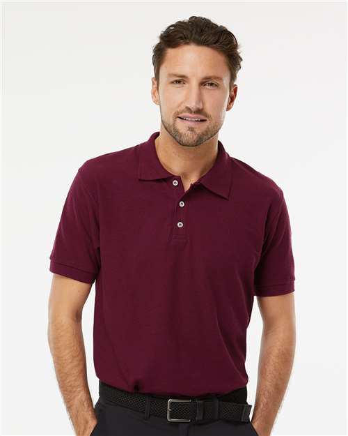 Maroon-model Image