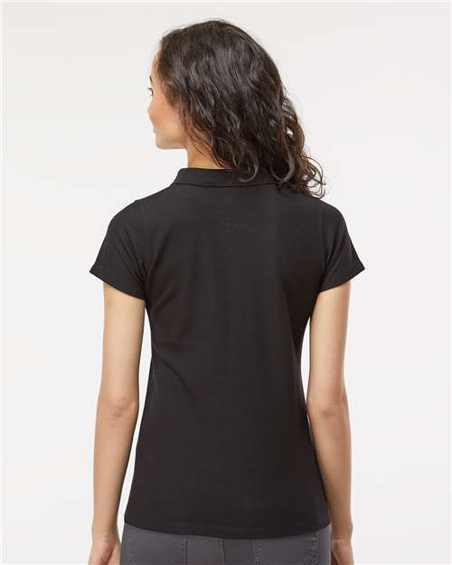 Fine Black-model Image