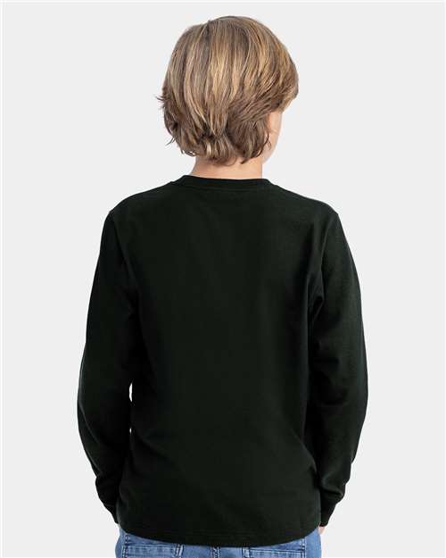 Black-model Image
