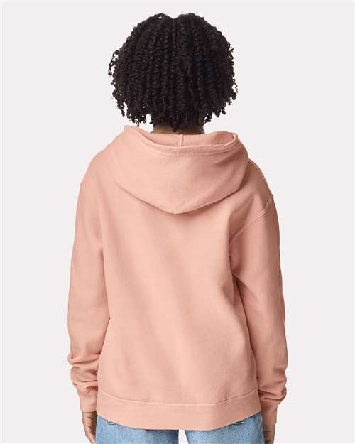Peachy-model Image