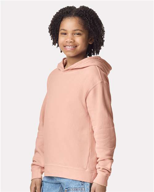 Peachy-model Image
