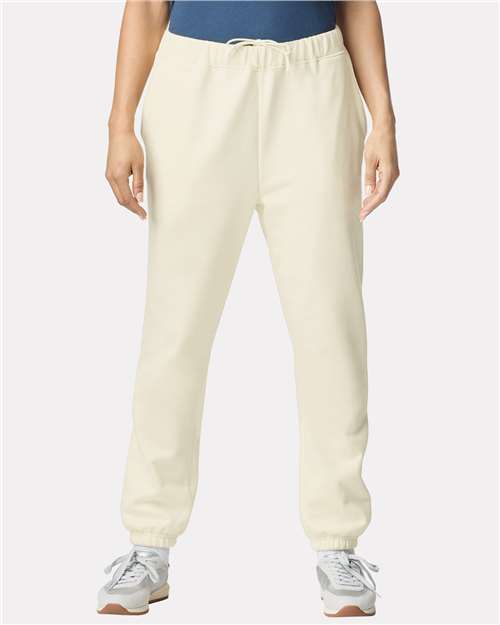 Off White-model Image