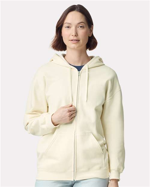 Off White-model Image