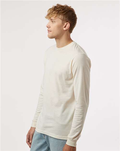 Natural-model Image
