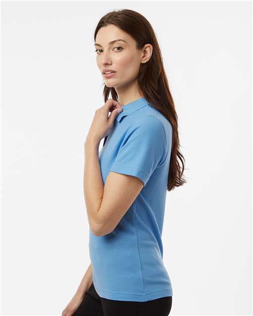 Carolina Blue-model Image
