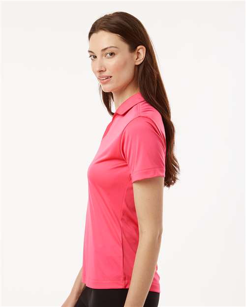 Bright Pink-model Image
