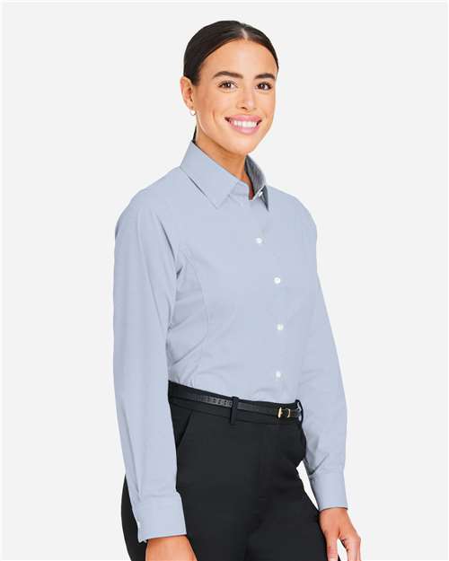 Navy/ White-model Image