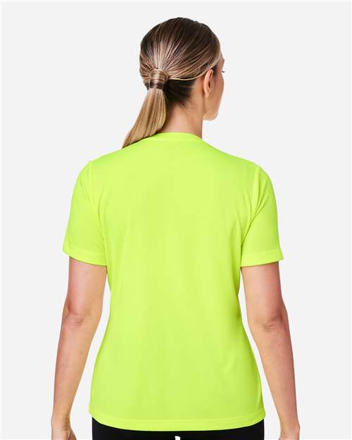 Safety Yellow-model Image