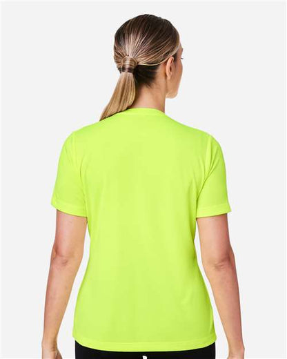 Safety Yellow-model Image