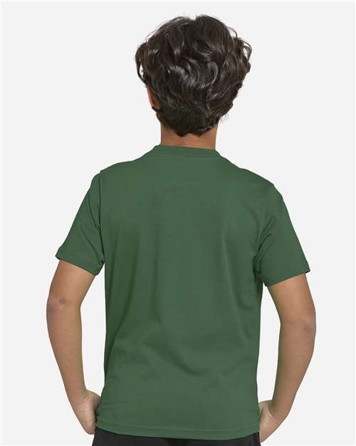 Forest Green-model Image