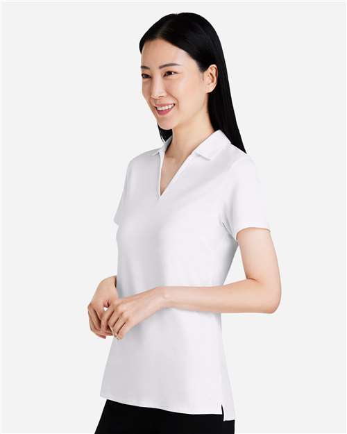 Bright White-model Image