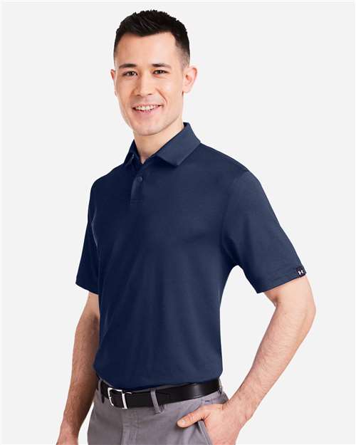 Midnight Navy/ White-model Image