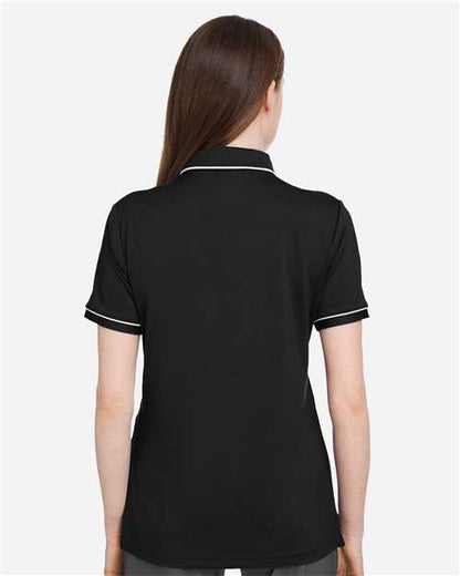 Black/ White-model Image
