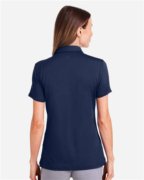 Midnight Navy/ White-model Image