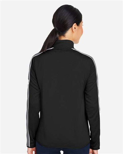 Black/ White-model Image