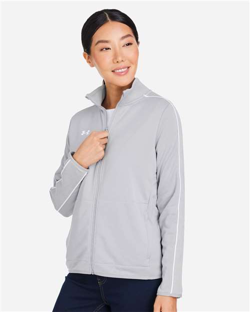 Mod Grey/ White-model Image