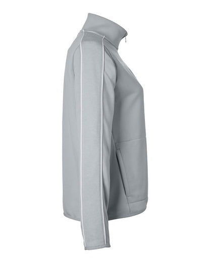 Mod Grey/ White-model Image