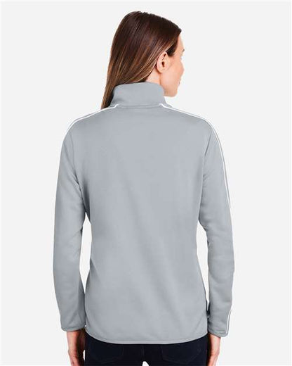 Mod Grey/ White-model Image
