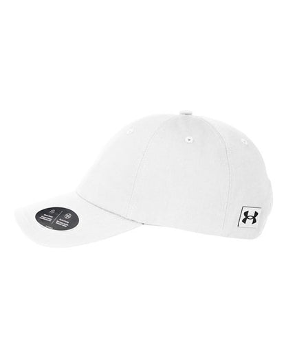 White/ White/ Black-model Image