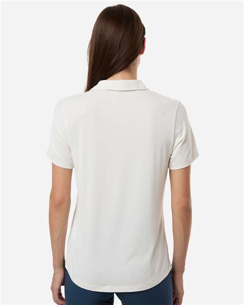 Warm White Heather-model Image