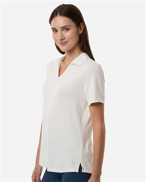 Warm White Heather-model Image