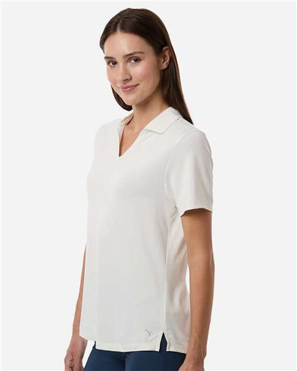 Warm White Heather-model Image