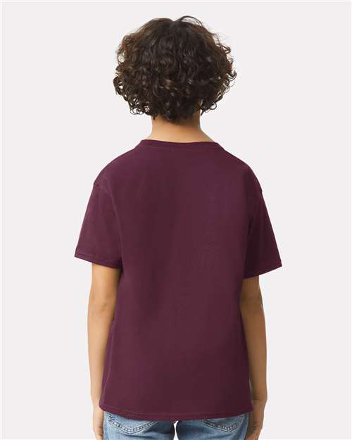 Maroon-model Image