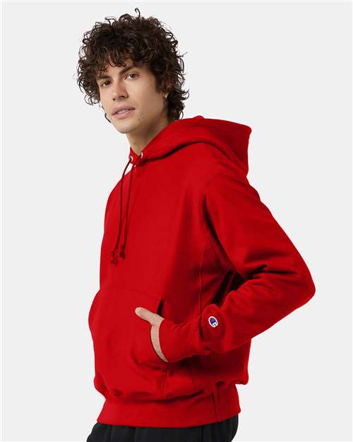 Scarlet-model Image